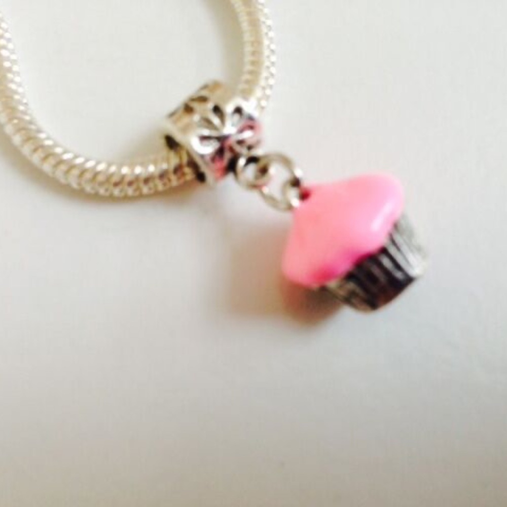 Cupcake Sterling Silver Plated Dangling Charm For European Style Charm Bracelets